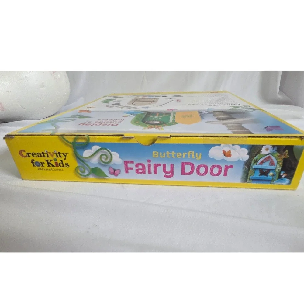 Creativity for Kids Butterfly Fairy Door Paint Decorate Craft Kit Age 6+